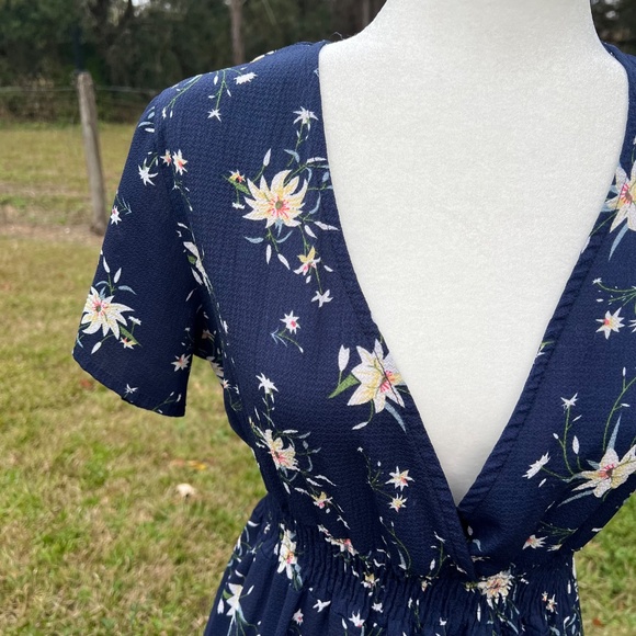 Floral Midi Dress - Picture 3 of 4